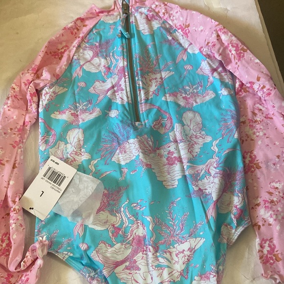 Love Shack Fancy/Hurley under the sea rash guard - Picture 12 of 12